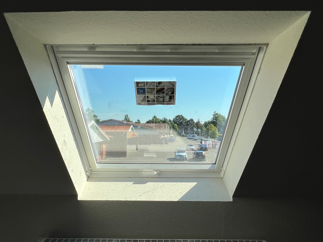 Dachfenster von innen vor dem Austausch